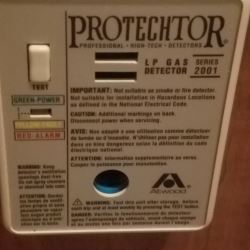 Protector lp gas detector series 2001 manual